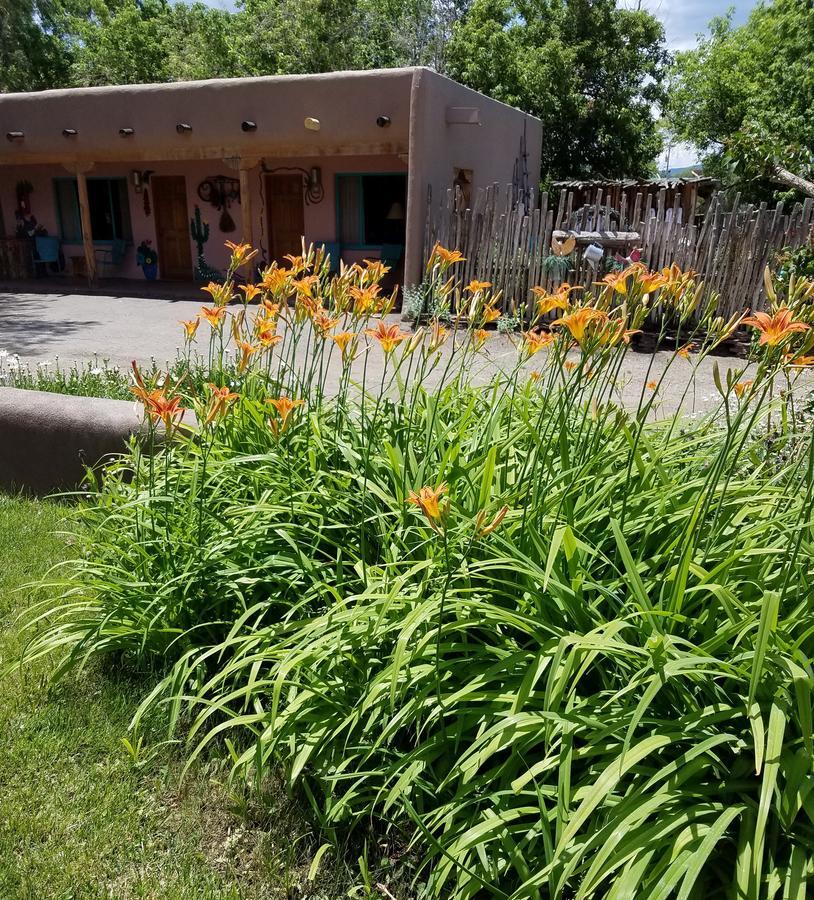 Inn On The Rio Taos Exterior foto